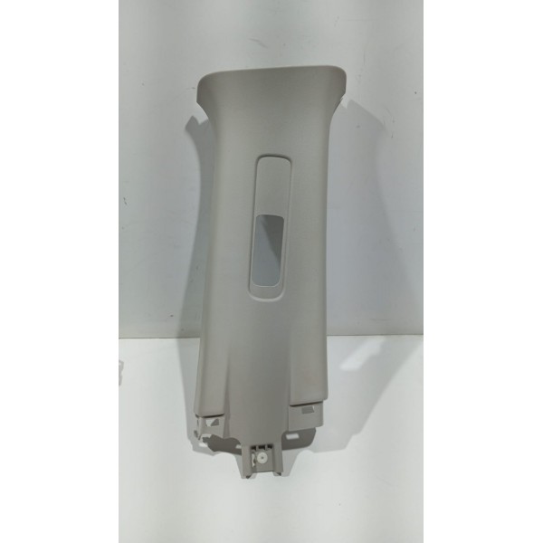 Acabamento Superior Coluna Central L.d Mitsubishi L200