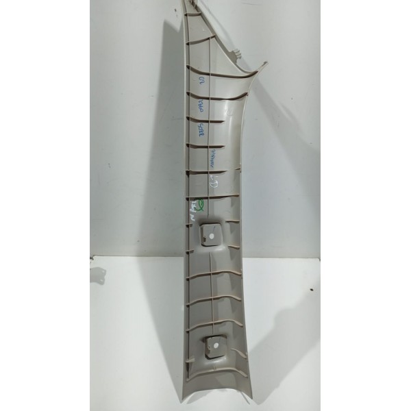 Moldura Acabamento Coluna Parabrisa L.d Mitsubishi L200