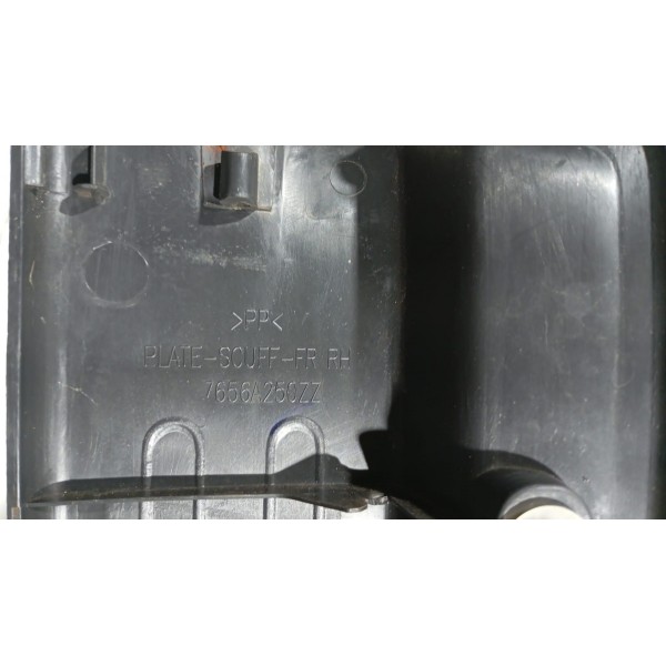 Soleira De Porta D.d Mitsubishi L200 New Triton 18 A22