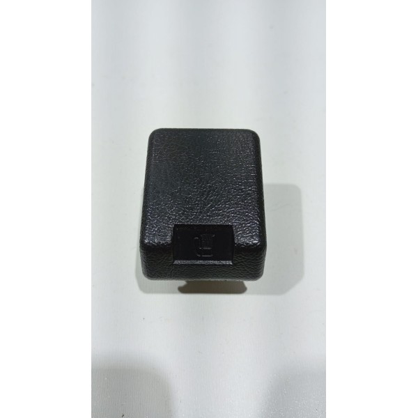 Maçaneta Puxador Abertura Tanque Combustivel Mitsubishi L200