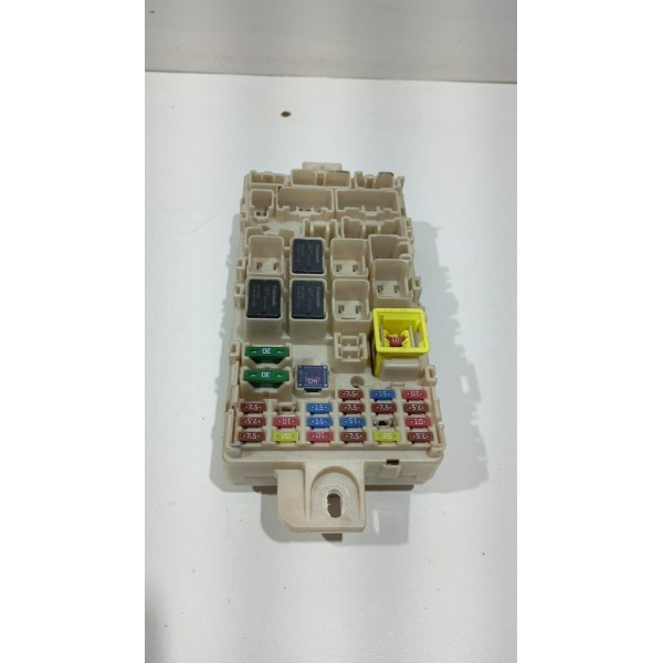 Caixa De Fusivel Interna Mitsubishi L200 New Triton 18 A 22