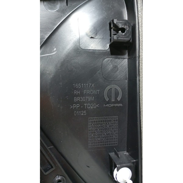 Forro De Porta D.d Jeep Renegade 16 A 24