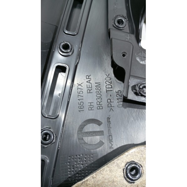 Forro De Porta T.d Jeep Renegade 16 A 24