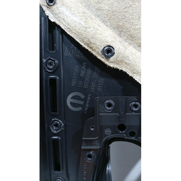 Forro De Porta T.e Jeep Renegade 16 A 24