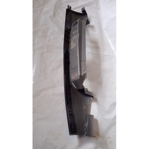 Moldura Da Lanterna Traseira L.e Fiat Doblo Adventure 12 A18