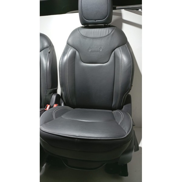 Jogo De Banco Couro Original Jeep Renegade 16 A 24