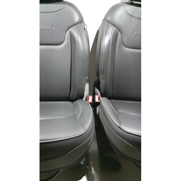 Jogo De Banco Couro Original Jeep Renegade 16 A 24