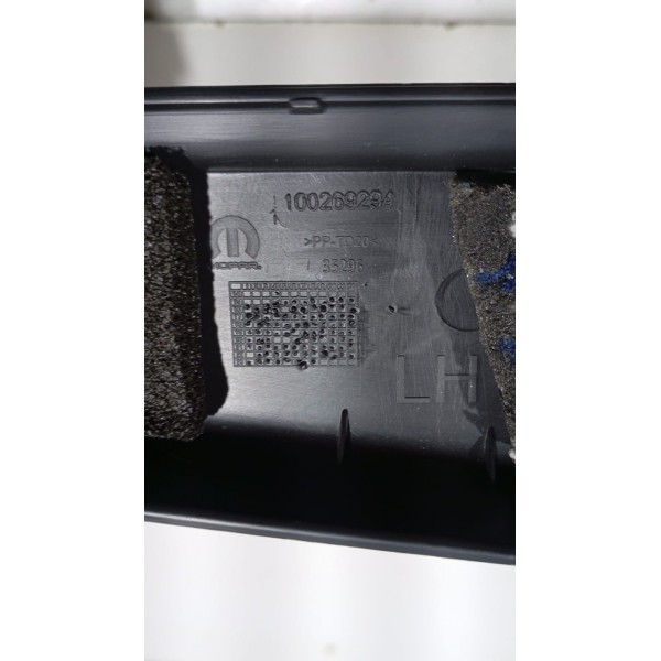 Acabamento Coluna Interna Porta T.e Jeep Renegade 16 A 24