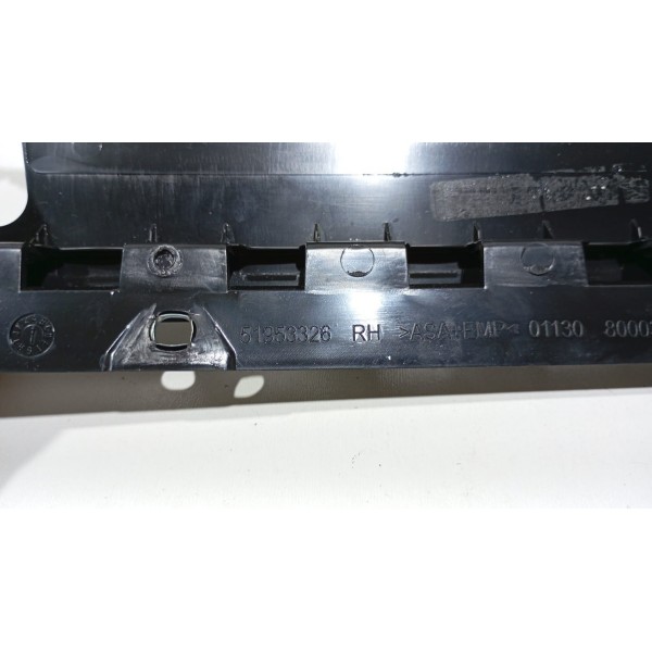 Moldura Externa Coluna Porta T.d Jeep Renegade 16 A 24