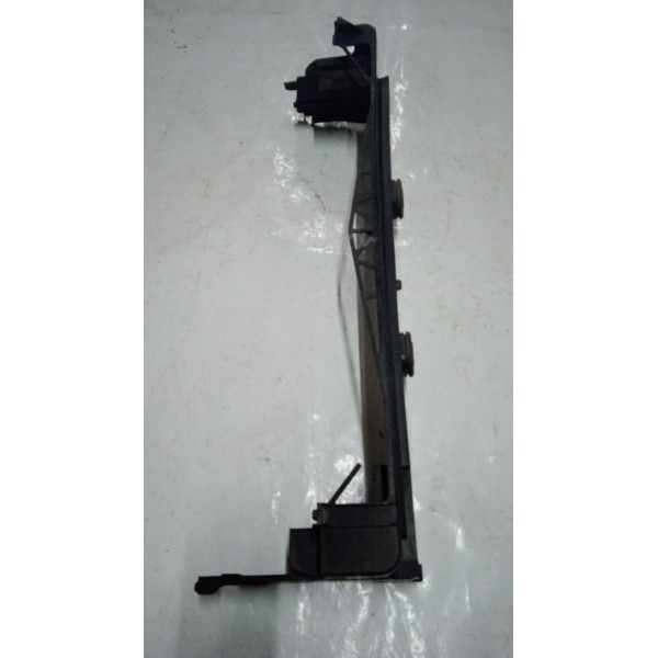 Suporte Superior Radiador Bmw 535 Gt Sport 08 A 13