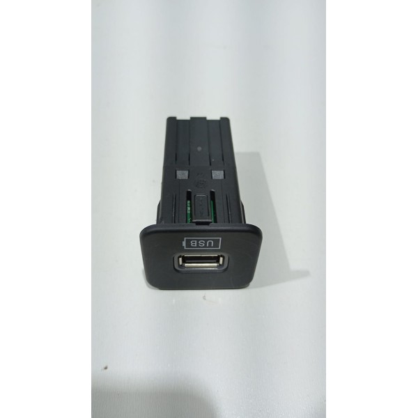 Entrada Tomada Usb Jeep Renegade 16 A 24