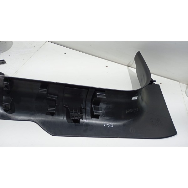 Moldura Acabamento Soleira Porta D.d Jeep Renegade 16 A 24 - 1