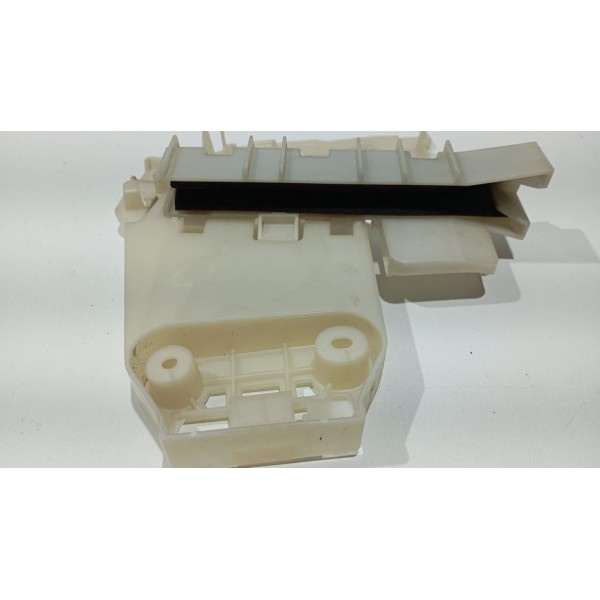 Suporte Guia Vidro Porta D.d Jeep Renegade 16 A 24 - 1