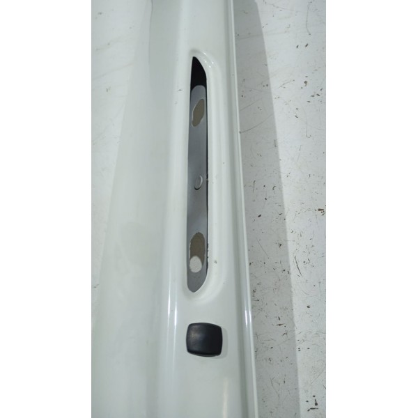 Acabamento Superior Tampa Traseira Fiat Mobi 17 A 22