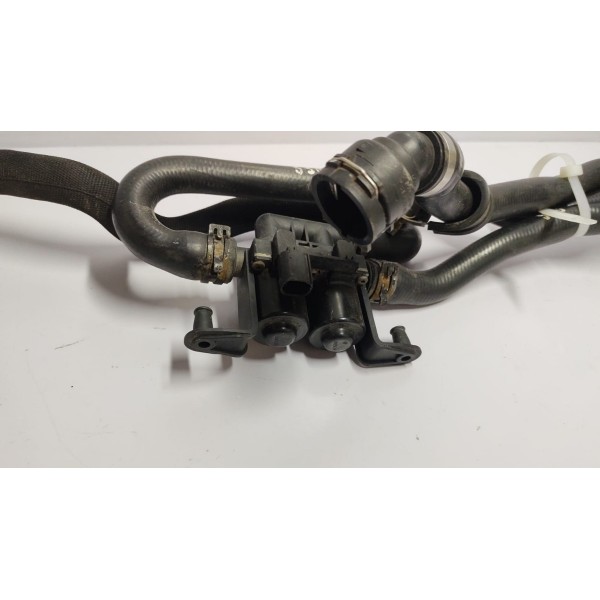 Valvula Com Mangueira Ar Quente Bmw 550i 4.8 V8