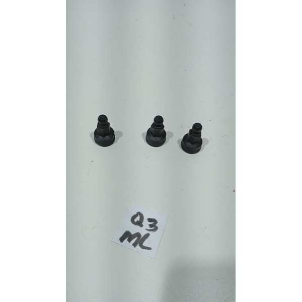 Jogo De Porca Fixação Lanterna Traseira Audi Q3 13 A 18