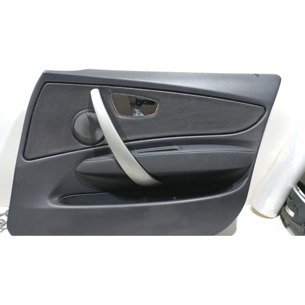 Forro De Porta D.d Bmw 120i 118i 06 A 11