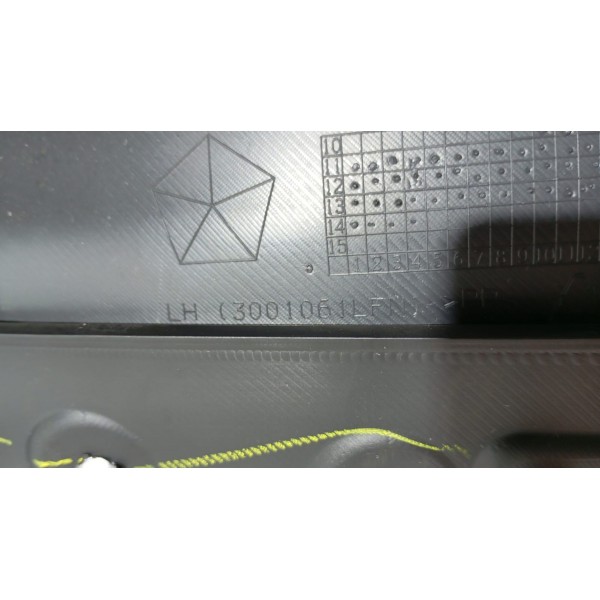 Forro De Porta T.e Dodge Journey 10 A 18