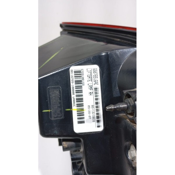 Lanterna Tampa Traseira Led L.e Dodge Journey 10 A 18