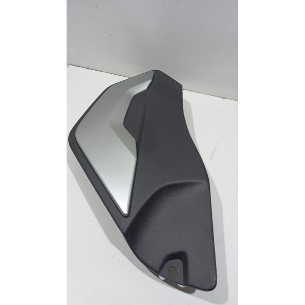 Acabamento Lateral Console Central L.e Renault Duster