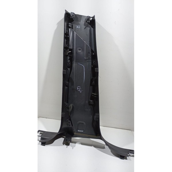 Acabamento Coluna T L.d Discovery Sport 13 A 18