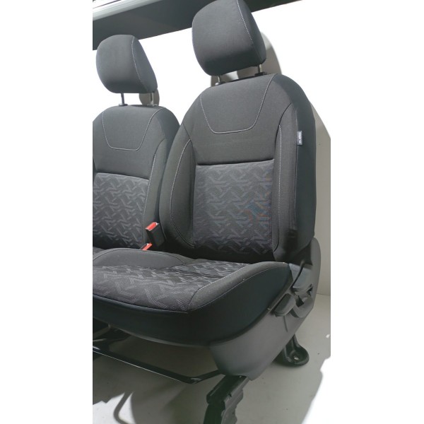 Jogo De Banco Com Bolsas Laterais Nissan Kicks 20 A 25 - 1