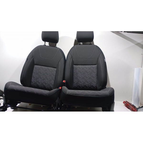 Jogo De Banco Com Bolsas Laterais Nissan Kicks 20 A 25 - 1