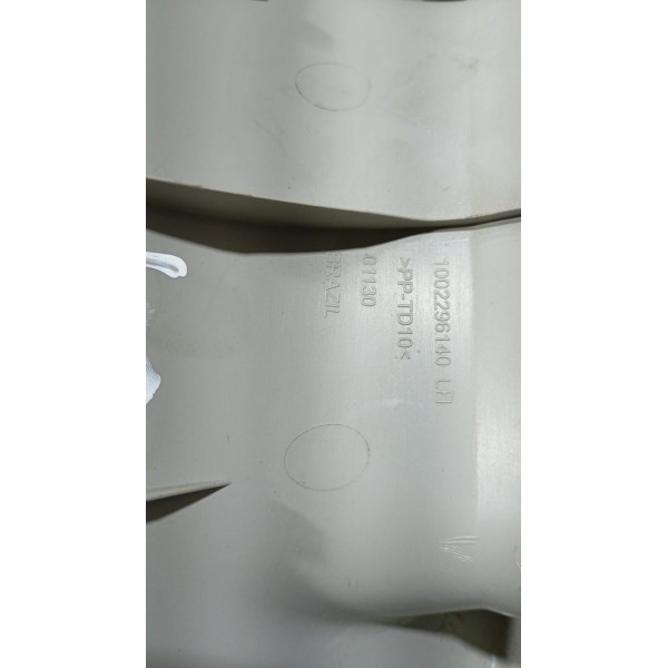 Acabamento Coluna Parabrisa L.e Fiat Toro 16 A 21