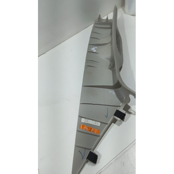 Acabamento Coluna Parabrisa L.e Fiat Toro 16 A 21