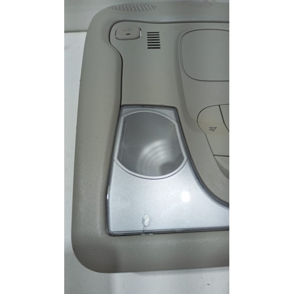 Luz Teto Cortesia Fiat Toro 16 A 21