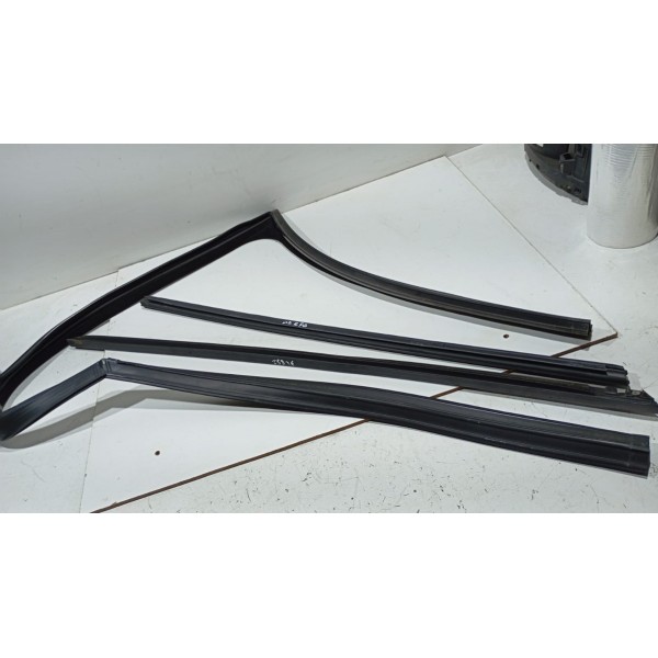 Guarnição Par Pestana Porta D.e Discovery Sport 13 A 17