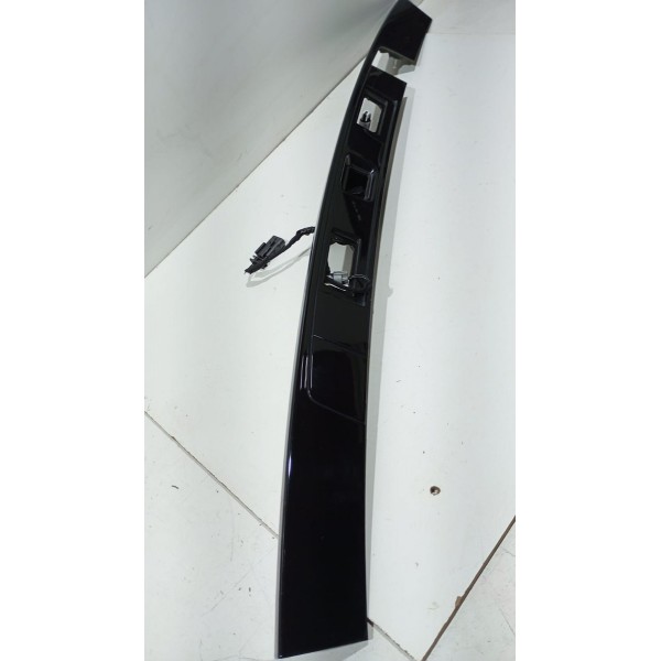 Acabamento Da Tampa Traseira Discovery Sport 13 A 17