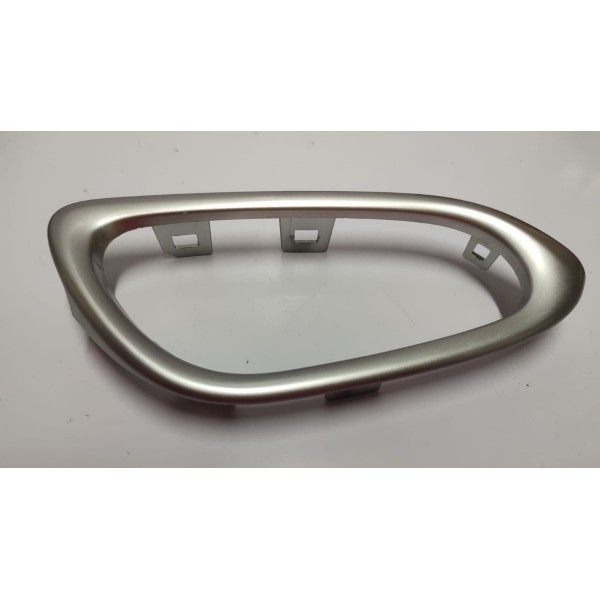 Moldura Maçaneta Interna T.e Nissan Sentra 14 A 18 Traseira