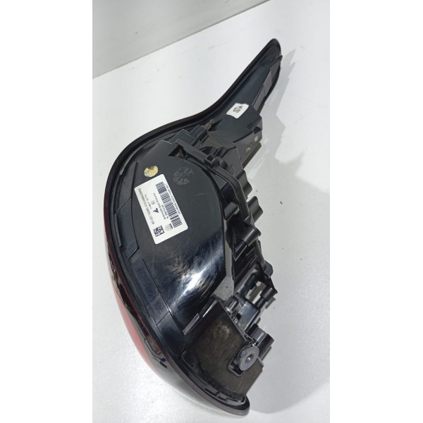 Lanterna Traseira L.d Fiat Toro 16 A 21 Direito/passageiro