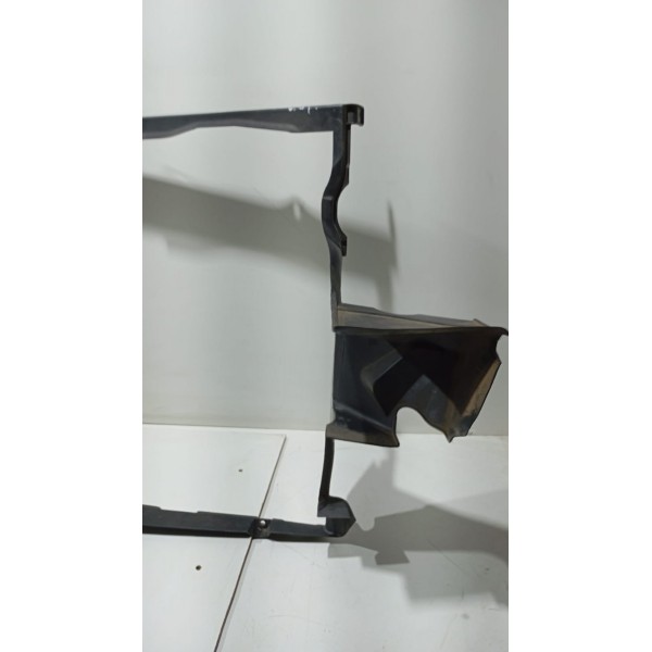 Defletor Frontal Radiador Vw Touareg V6 13 A 15