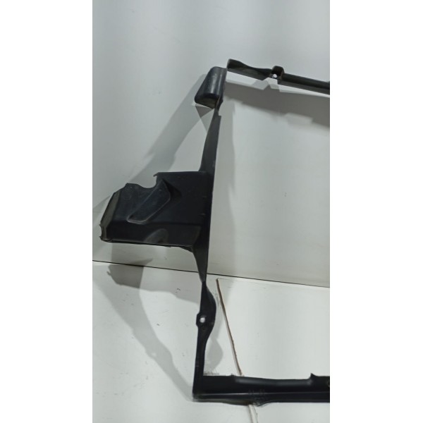 Defletor Frontal Radiador Vw Touareg V6 13 A 15