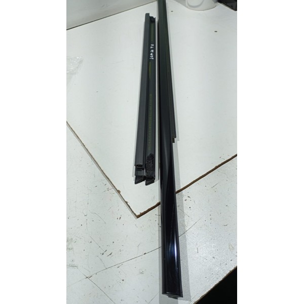 Par Testana De Porta T.d Jeep Commander