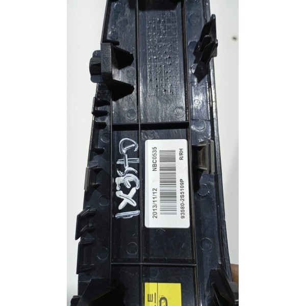 Botão Comando Vidro Elétrico T.d Hyundai Ix35 11 A 16