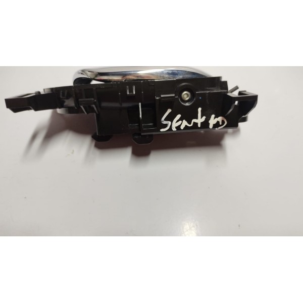 Maçaneta Interna Porta T.e Nissan Sentra 14 A 18 Traseira