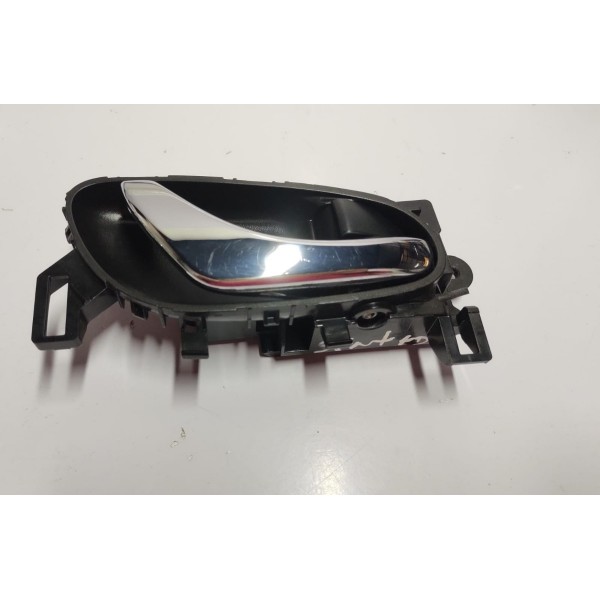 Maçaneta Interna Porta T.e Nissan Sentra 14 A 18 Traseira