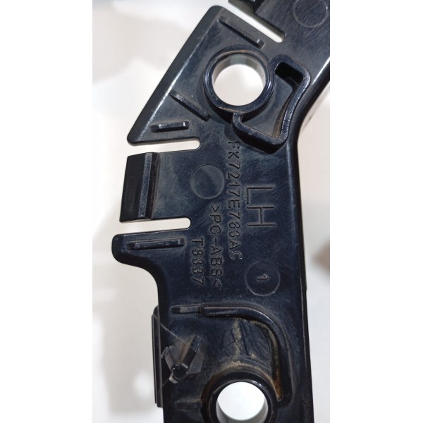 Guia Parachoque Dianteiro L.e Discovery Sport 13 A 17