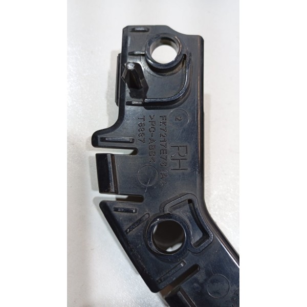 Guia Parachoque Dianteiro L.d Discovery Sport 13 A 17