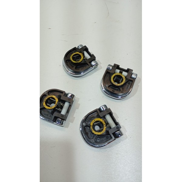 Jogo Gancho Alça Assoalho Porta Malas Discovery Sport