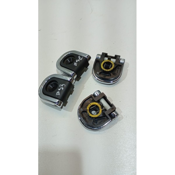 Jogo Gancho Alça Assoalho Porta Malas Discovery Sport