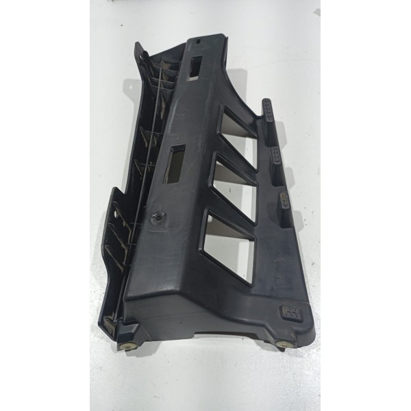 Guia Parachoque Traseiro L.e Hyundai Azera 12 A 17