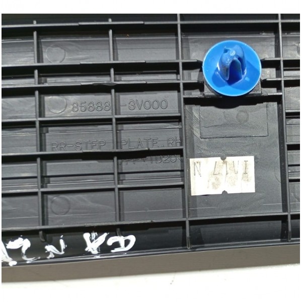 Soleira De Porta T.d Hyundai Azera 12 A 17