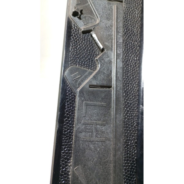 Acabamento Externo Coluna Traseira L.d R.r Discovery Sport