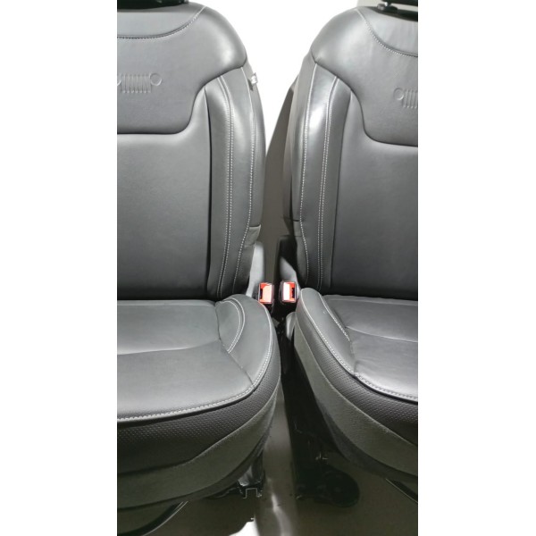 Jogo De Banco Couro Original Jeep Renegade 16 A 24