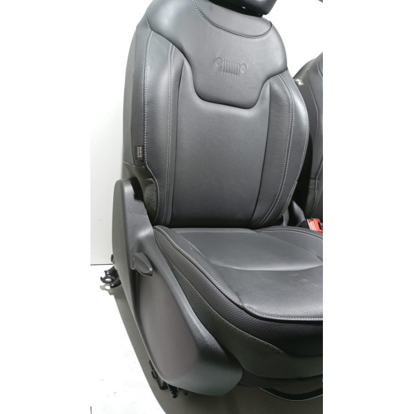 Jogo De Banco Couro Original Jeep Renegade 16 A 24