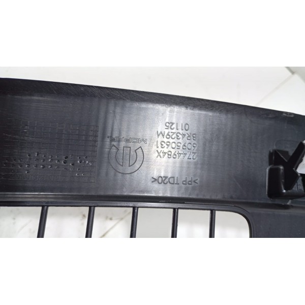 Grade Acabamento Superior Painel Jeep Commander 22 A 25